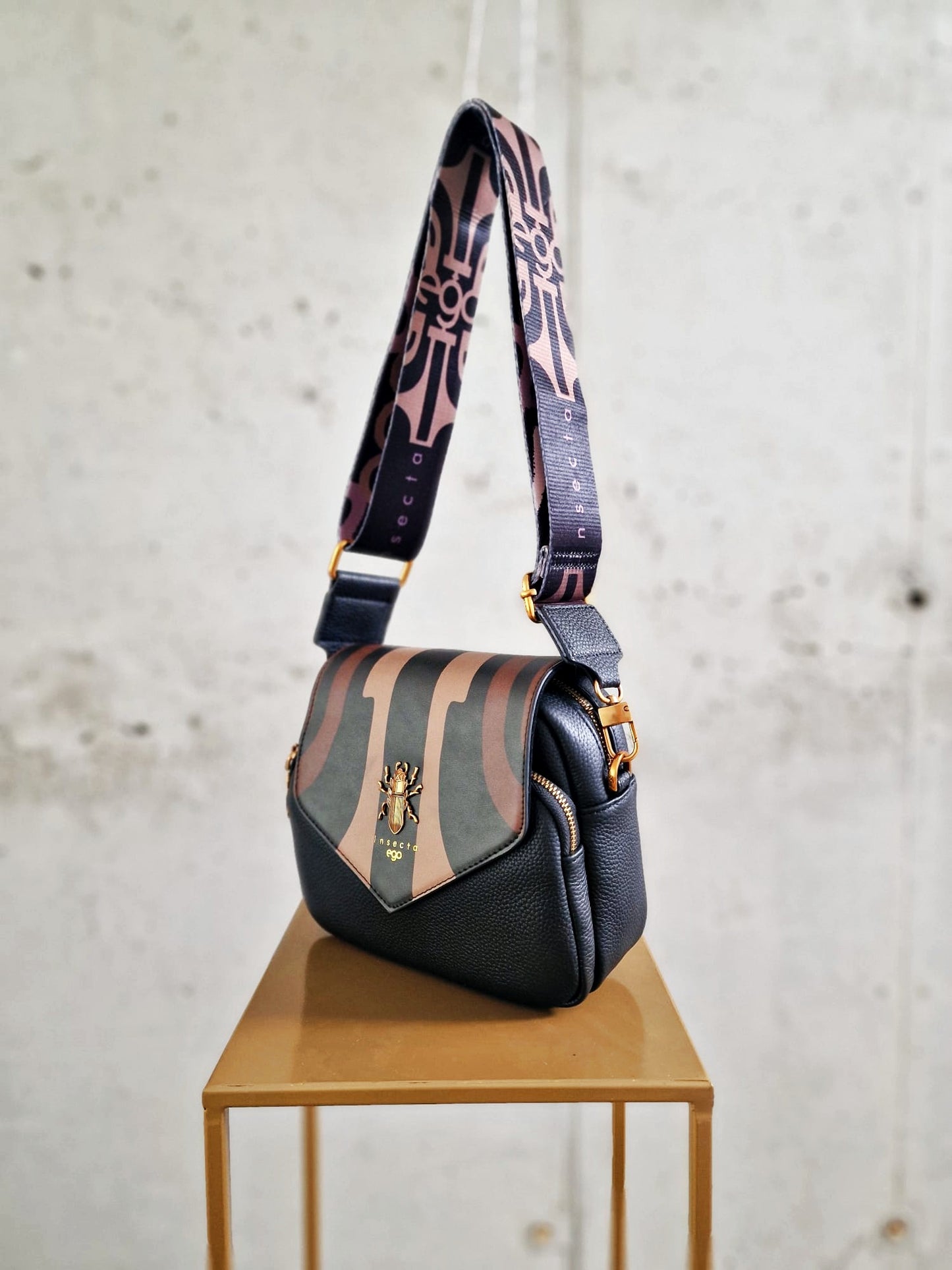 Listonoszka 2 klapki - EGO